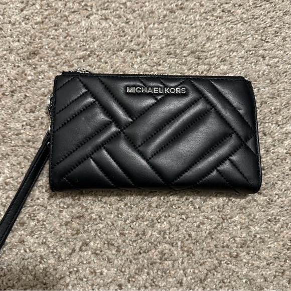 Michael Kors Handbags - Michael Kors Black Quilted Wristlet
